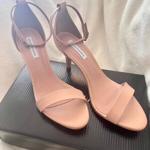 NEW Saks Fifth Avenue Leather Blush Pink Nude Strappy Kitten Heels